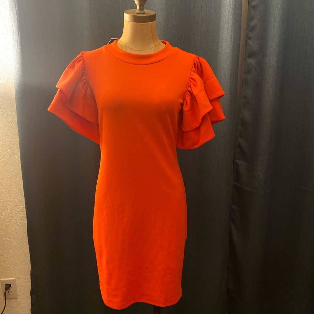 María José Orange dress size large